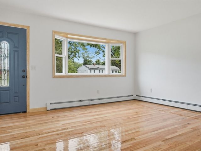 9 Weathervane Way, Westerly, RI 02808