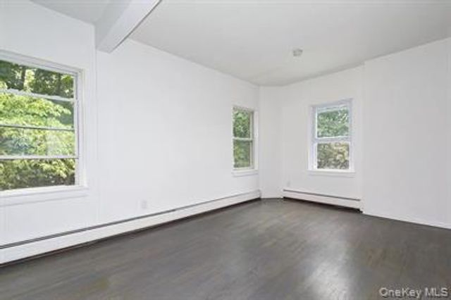 144 Union 6, Poughkeepsie, NY 12601