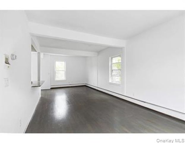 144 Union 6, Poughkeepsie, NY 12601