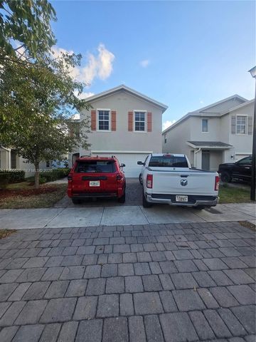 613 NE 5th Way, Florida City, FL 33034