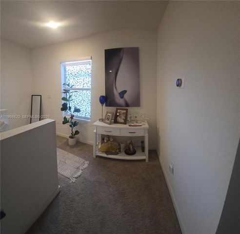 613 NE 5th Way, Florida City, FL 33034