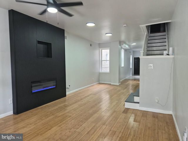 551 N GROSS ST, Philadelphia, PA 19151