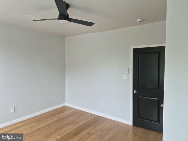 551 N GROSS ST, Philadelphia, PA 19151