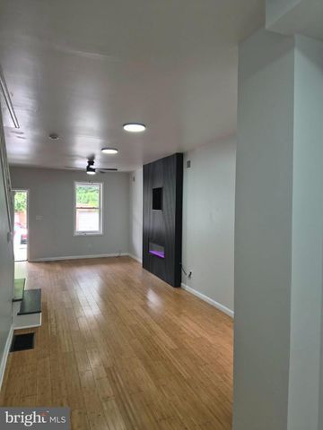 551 N GROSS ST, Philadelphia, PA 19151