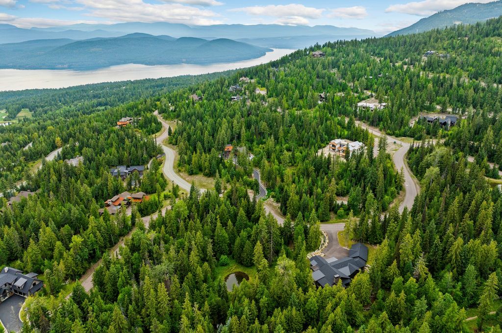 90 Woodland Star Circle, Whitefish, MT 59937 photo 17