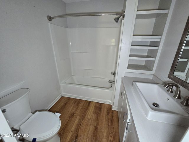 500 4th Street, Duson, LA 70529