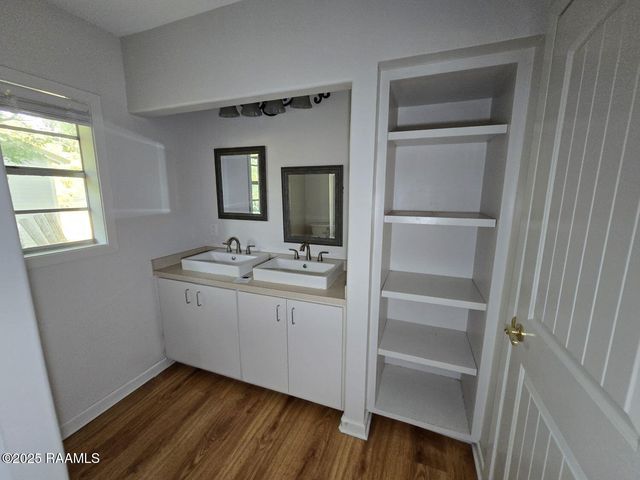 500 4th Street, Duson, LA 70529