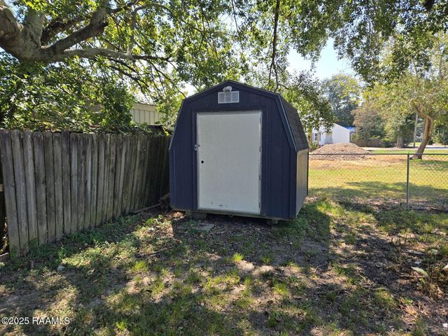 500 4th Street, Duson, LA 70529