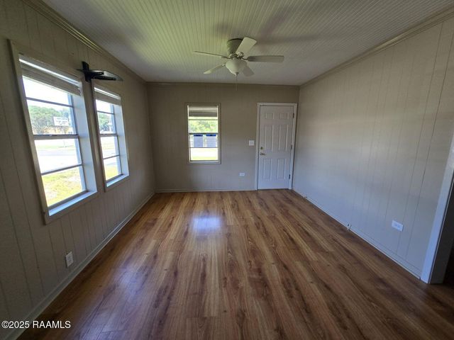 500 4th Street, Duson, LA 70529