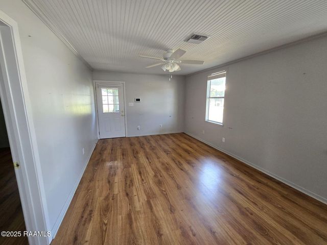 500 4th Street, Duson, LA 70529