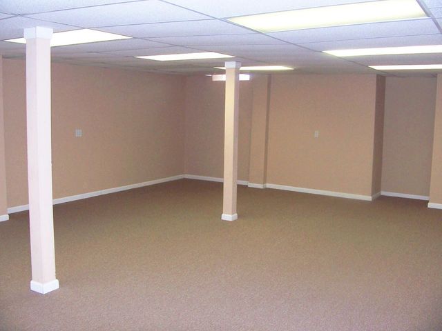 45866 Fountainview Drive, Canton, MI 48188