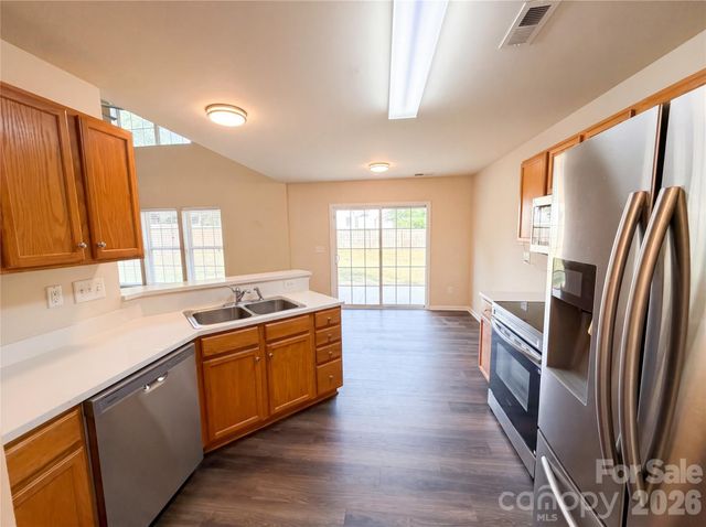 2779 Island Point Drive NW, Concord, NC 28027