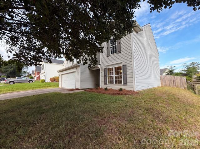 2779 Island Point Drive NW, Concord, NC 28027