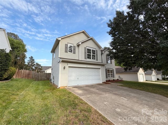 2779 Island Point Drive NW, Concord, NC 28027