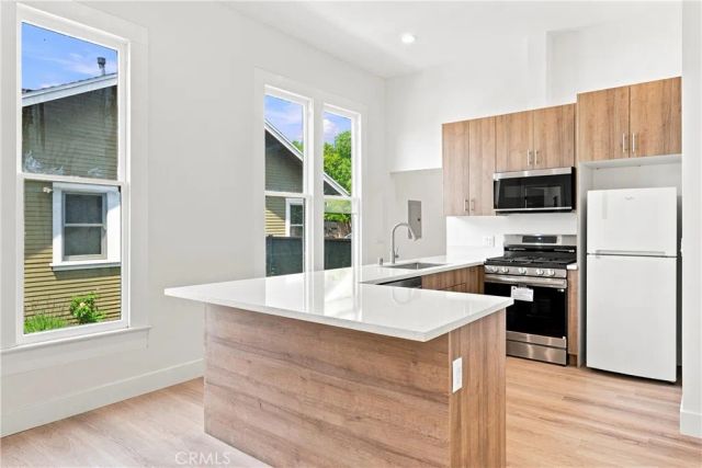 3412 W 27th Street, Los Angeles, CA 90018