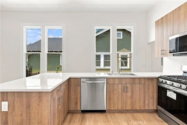 3412 W 27th Street, Los Angeles, CA 90018