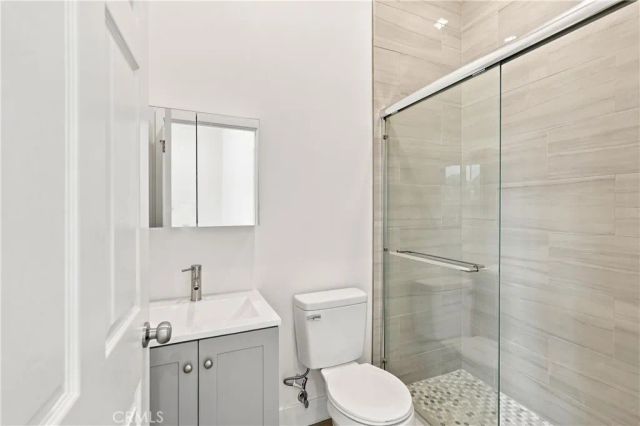 3412 W 27th Street, Los Angeles, CA 90018