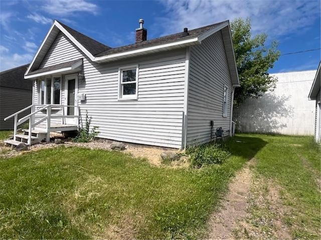 205 Riverside Boulevard, Amery, WI 54001
