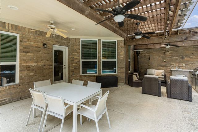 11 Dahlia Trail Place, The Woodlands, TX 77382