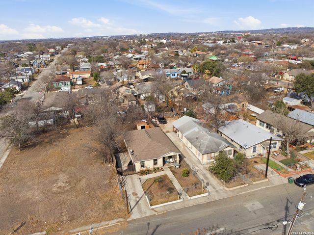 1511 19th, San Antonio, TX 78207