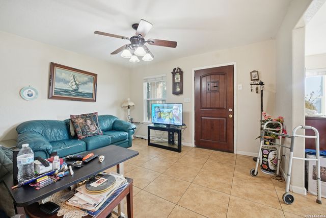 1511 19th, San Antonio, TX 78207