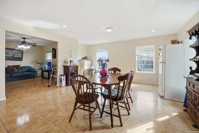 1511 19th, San Antonio, TX 78207