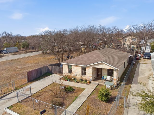 1511 19th, San Antonio, TX 78207