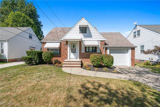 27831 Lakeshore Boulevard, Euclid, OH 44132