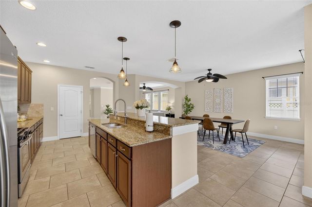 513 MANNS HARBOR DRIVE, Apollo Beach, FL 33572