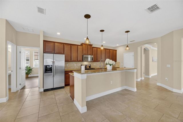 513 MANNS HARBOR DRIVE, Apollo Beach, FL 33572