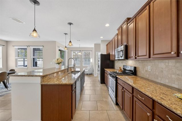 513 MANNS HARBOR DRIVE, Apollo Beach, FL 33572