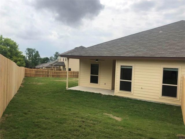 351 Joanne LOOP A, Buda, TX 78610
