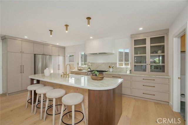 6150 Wooster Avenue, Los Angeles, CA 90056