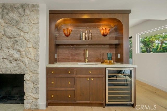 6150 Wooster Avenue, Los Angeles, CA 90056