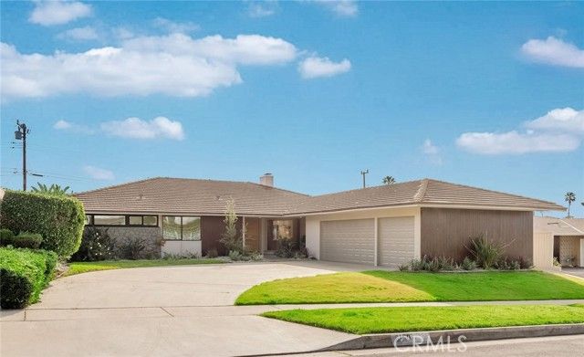 6150 Wooster Avenue, Los Angeles, CA 90056