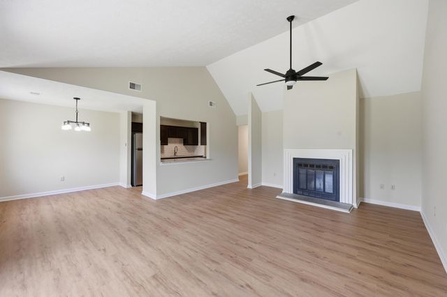 1633 Summerhill Drive, Lexington, KY 40515