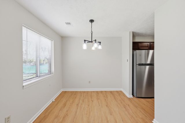 1633 Summerhill Drive, Lexington, KY 40515