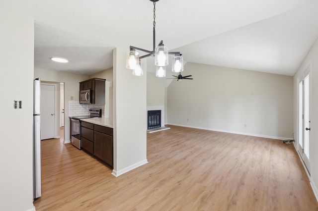 1633 Summerhill Drive, Lexington, KY 40515