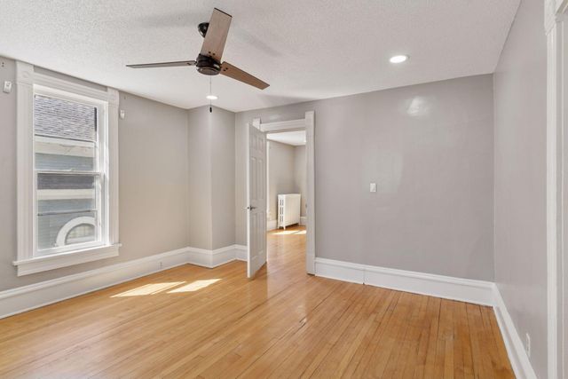 2738 Emerson Avenue S, Minneapolis, MN 55408