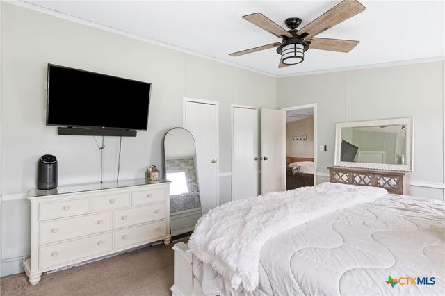 1651 W Harrison Avenue, Port O'connor, TX 77982