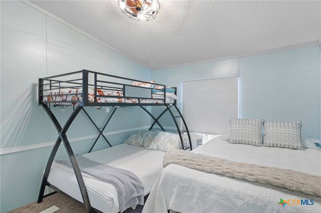 1651 W Harrison Avenue, Port O'connor, TX 77982