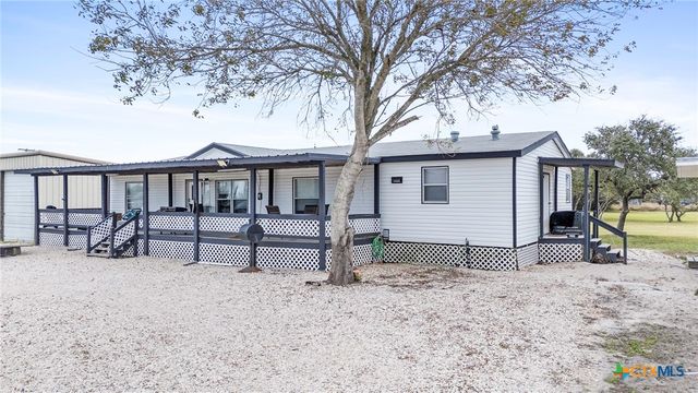 1651 W Harrison Avenue, Port O'connor, TX 77982