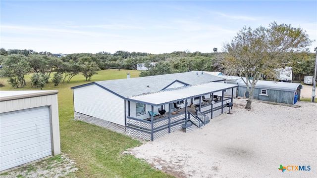 1651 W Harrison Avenue, Port O'connor, TX 77982