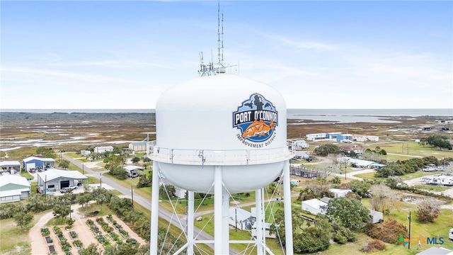 1651 W Harrison Avenue, Port O'connor, TX 77982