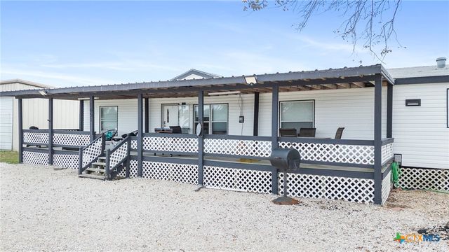 1651 W Harrison Avenue, Port O'connor, TX 77982
