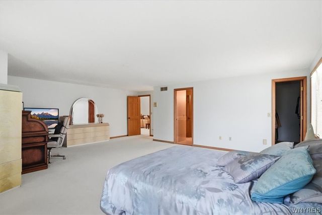 33 Insbrook Court, Amherst, NY 14051