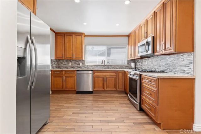 766 N Alexandria, Los Angeles, CA 90029