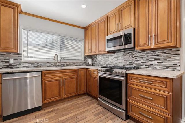 766 N Alexandria, Los Angeles, CA 90029