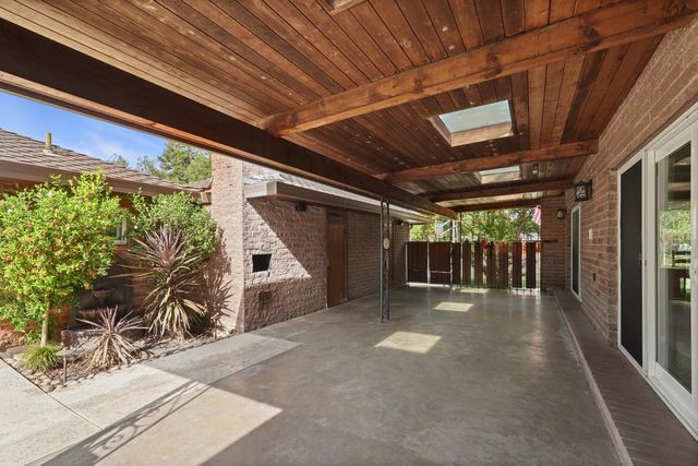 5139 Hildreth Ln, Stockton, CA 95212