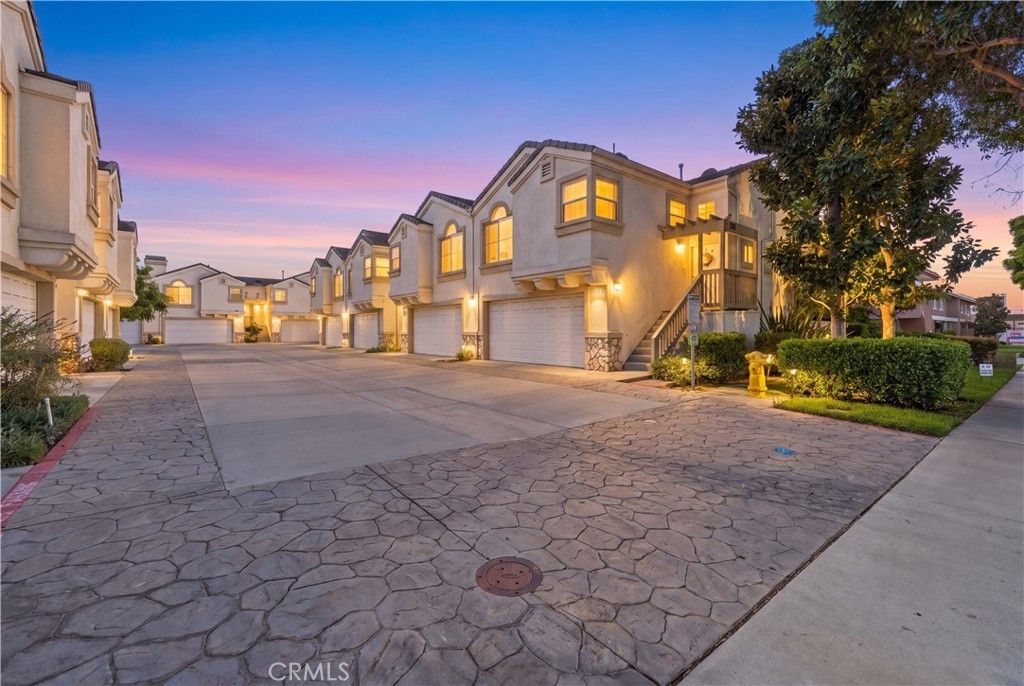 3294 W Orange, Anaheim, CA 92804 — exterior
